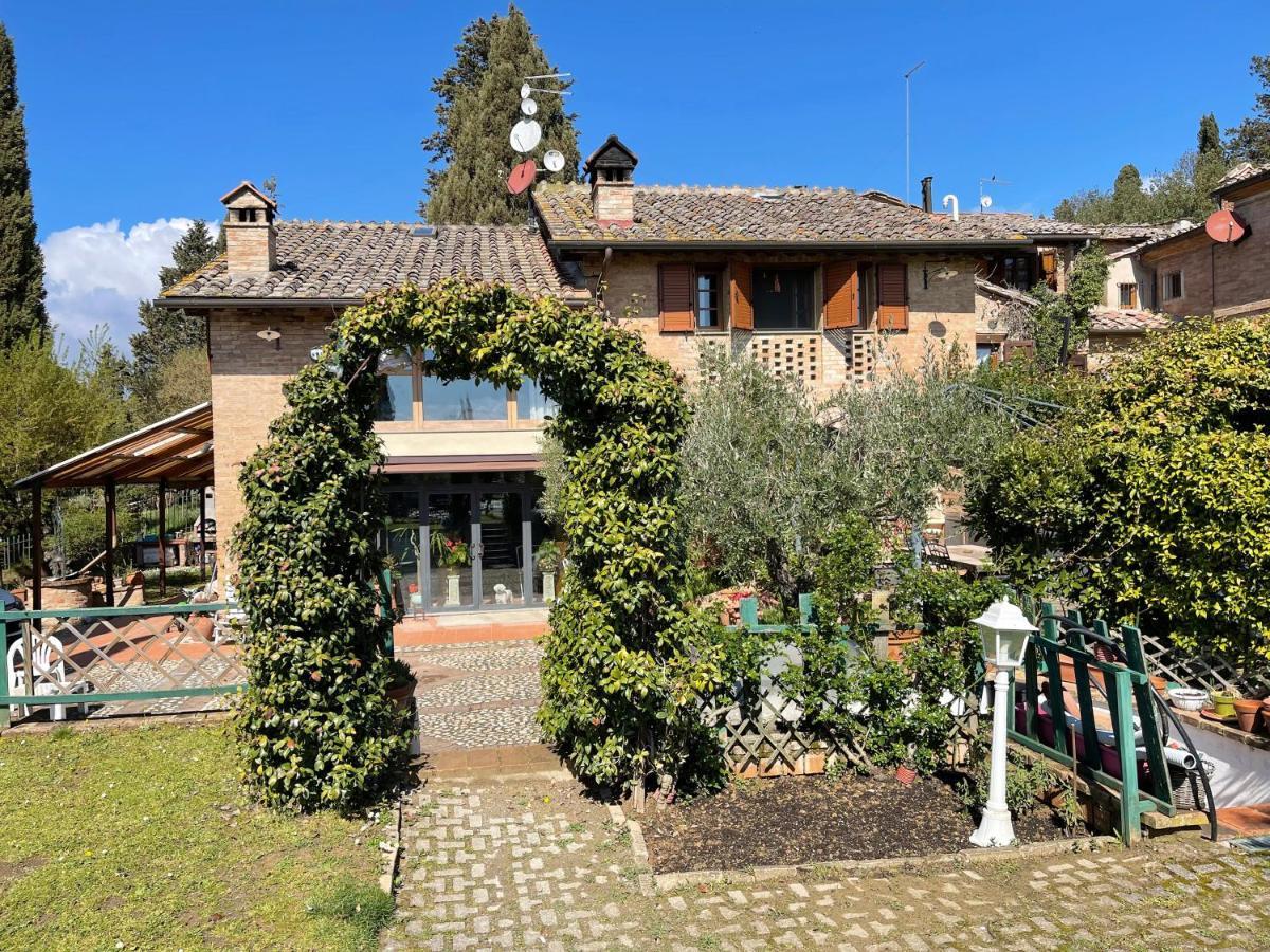 Appartamento Con Piscina E Giardino A Sienne Extérieur photo